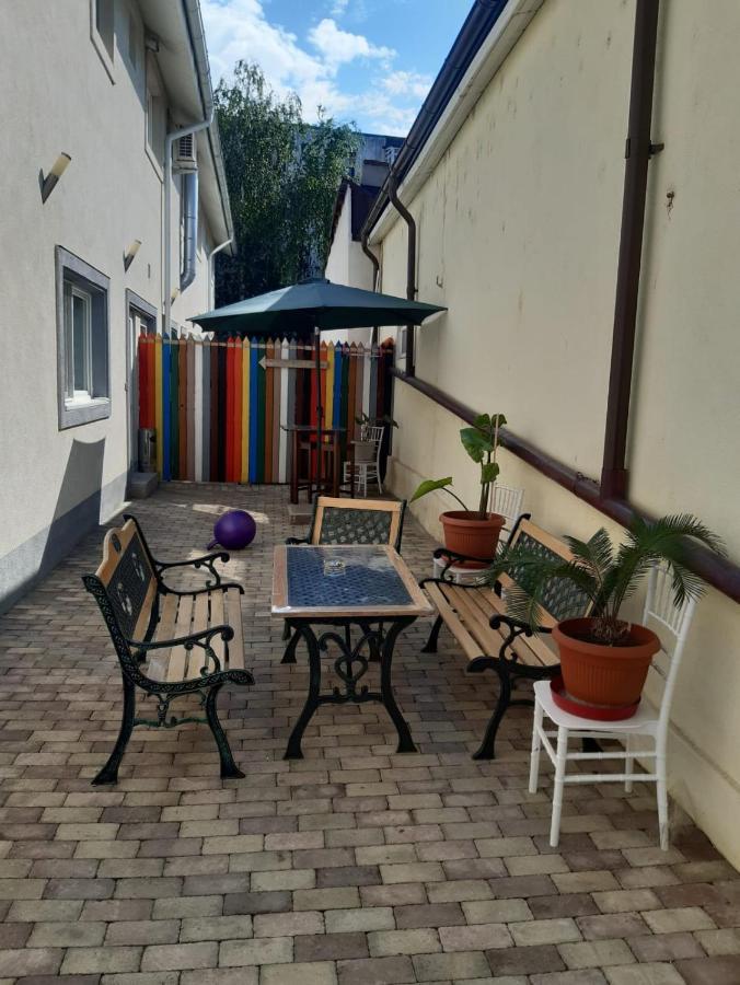 Apartament 2 Camere - Casa Divertis Buzau Exterior foto